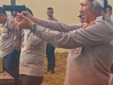 Tingkatkan Kemampuan, Kapolres Bengkulu Utara Pimpin Latihan Menembak
