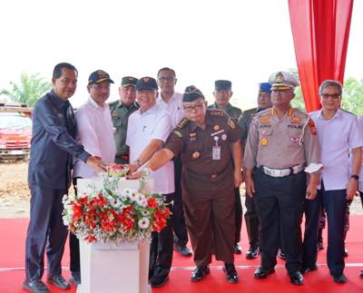 Gubernur Rohidin Optimis Jadi Pusat Ekonomi Baru Saat Resmikan Groundbreaking Terminal Tipe A Air Sebakul Kota Bengkulu